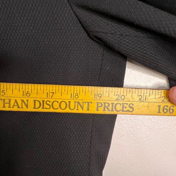 H&M Mens Slim Fit Black Blazer Size 42R 2-Button Closure Notch Lapel Career - Picture 13 of 16